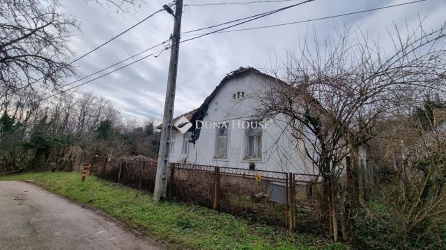 Eladó családi ház, Telekin 25 M Ft, 2 szobás