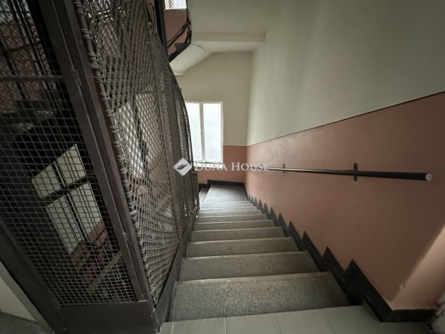 Eladó téglalakás, Budapesten, XII. kerületben 108 M Ft, 3 szobás