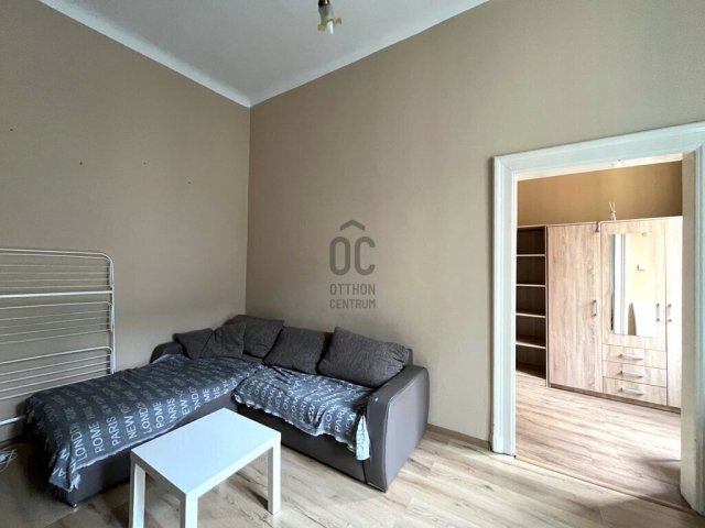 Eladó téglalakás, Budapesten, V. kerületben 79.9 M Ft, 2 szobás