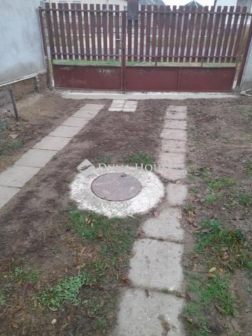 Eladó családi ház, Romándon 49.9 M Ft, 4 szobás
