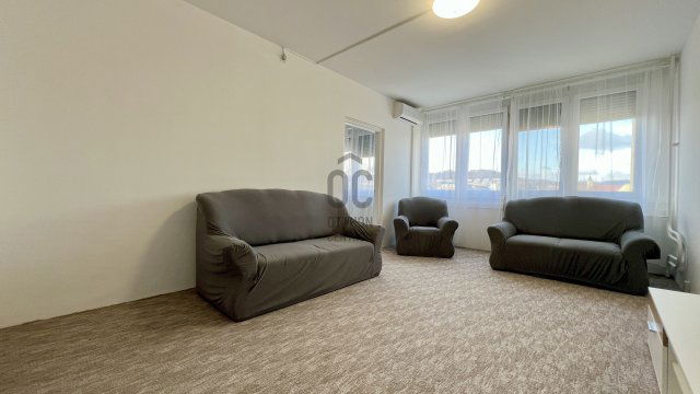 Kiadó panellakás, albérlet, Szekszárdon 120 E Ft / hó, 2 szobás