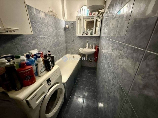 Eladó téglalakás, Budapesten, VIII. kerületben 95 M Ft, 2 szobás