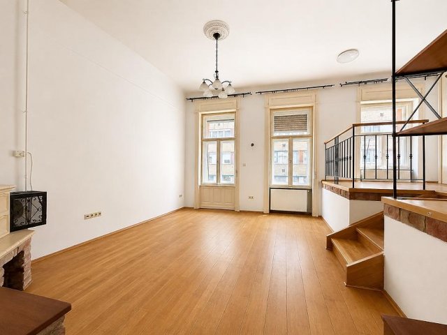 Eladó téglalakás, Budapesten, II. kerületben 114.9 M Ft