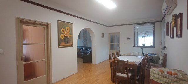 Eladó családi ház, Mohácson 82.9 M Ft, 5 szobás