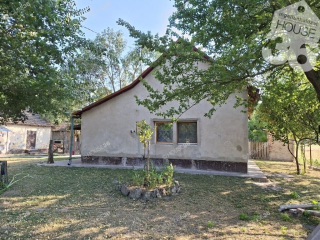 Eladó családi ház, Móricgáton 19.9 M Ft, 2 szobás