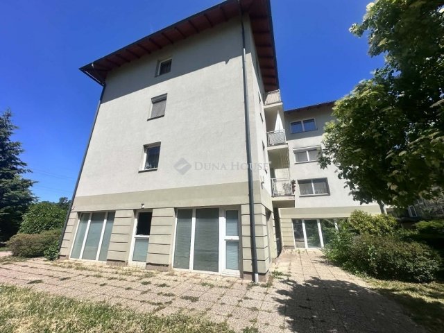 Eladó iroda, Tatabányán 58.8 M Ft / költözzbe.hu