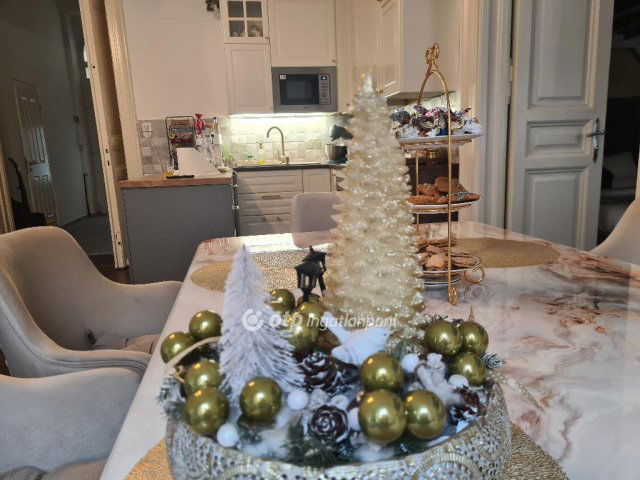 Eladó téglalakás, Budapesten, VII. kerületben 129.9 M Ft