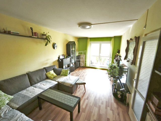 Eladó panellakás, Budapesten, III. kerületben 84.45 M Ft