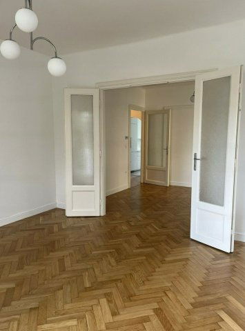 Kiadó téglalakás, albérlet, XII. kerületben, Böszörményi úton