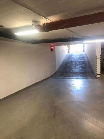 Kiadó garázs, Kecskeméten 10 E Ft / hó / költözzbe.hu