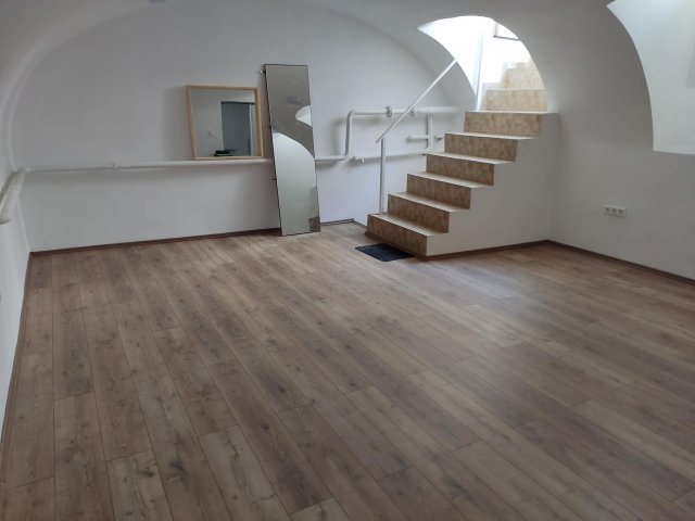 Eladó téglalakás, Budapesten, VIII. kerületben, Légszesz utcában