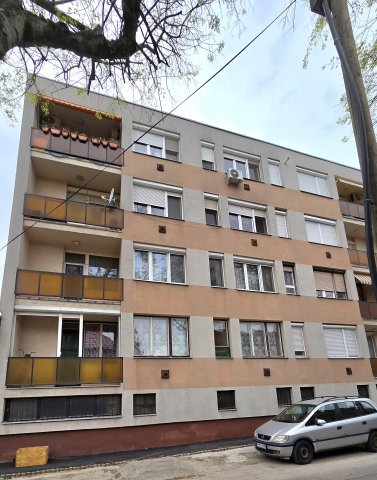 Eladó téglalakás, Kecskeméten 49.9 M Ft, 3 szobás