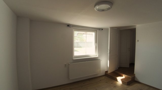 Eladó családi ház, Debrecenben 75 M Ft, 3 szobás