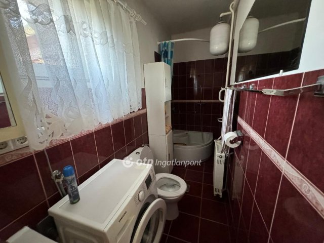 Eladó családi ház, Szigetszentmiklóson 109 M Ft, 4 szobás