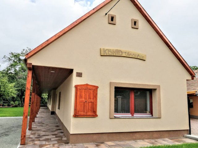 Eladó családi ház, Pilismaróton 99.9 M Ft, 4 szobás