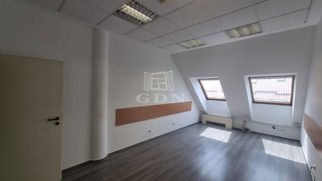 Kiadó téglalakás, albérlet, Székesfehérvárott 180 E Ft / hó