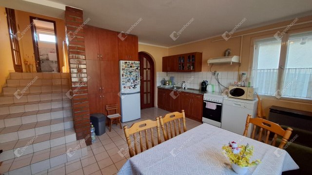 Eladó családi ház, Debrecenben 74.9 M Ft, 2 szobás