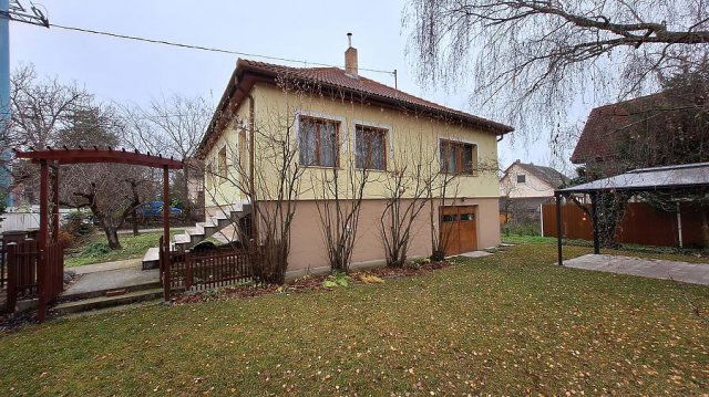 Eladó családi ház, Gödön 129.9 M Ft, 3 szobás