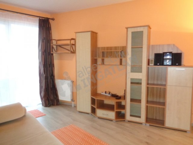 Kiadó téglalakás, albérlet, XIII. kerületben, Szent László úton