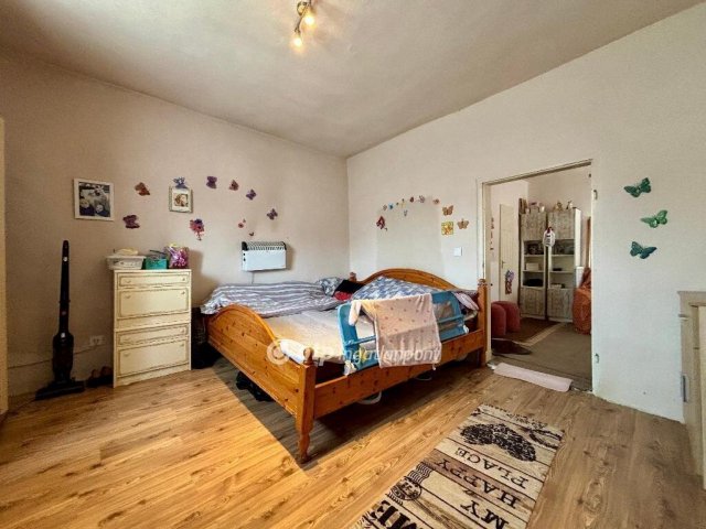 Eladó családi ház, Sényőn 9.8 M Ft, 2 szobás