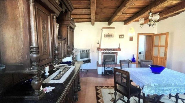 Eladó családi ház, Szőcén 85 M Ft, 5 szobás