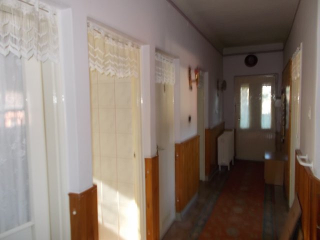 Eladó családi ház, Ózdon 15.5 M Ft, 4 szobás