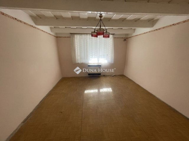 Eladó családi ház, Sülysápon 40.9 M Ft, 3 szobás