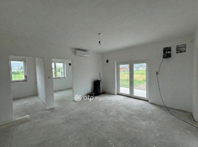 Eladó családi ház, Demjénben 108 M Ft, 5 szobás