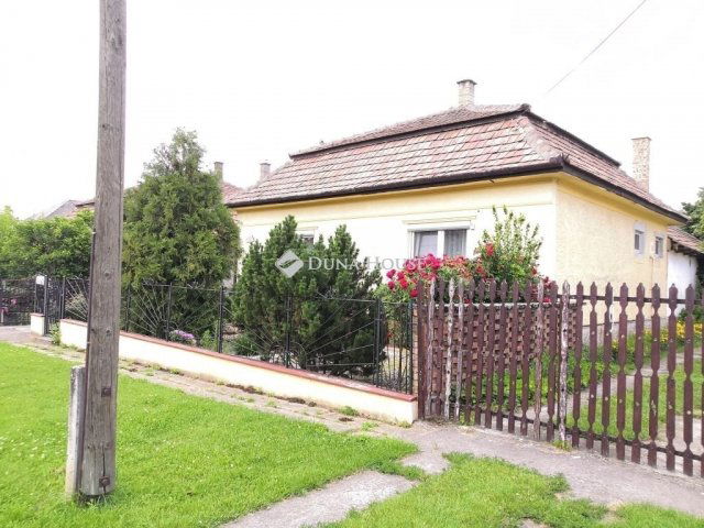 Eladó családi ház, Göncön 43 M Ft, 3 szobás