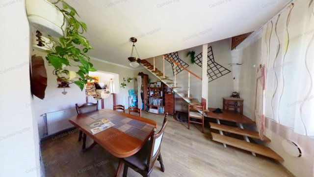 Eladó téglalakás, Veszprémben, Wartha Vince utcában 99.9 M Ft