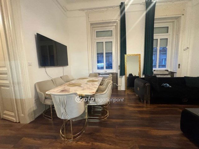 Eladó téglalakás, Budapesten, VII. kerületben 115 M Ft, 3 szobás