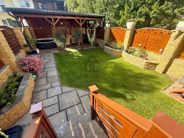 Eladó sorház, Debrecenben 164.9 M Ft, 5 szobás