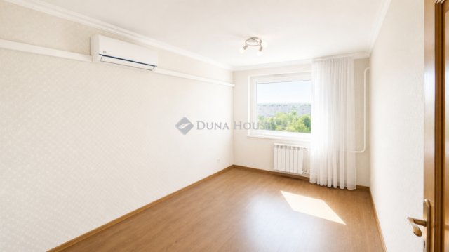 Eladó panellakás, Budapesten, XV. kerületben 64.9 M Ft, 3 szobás