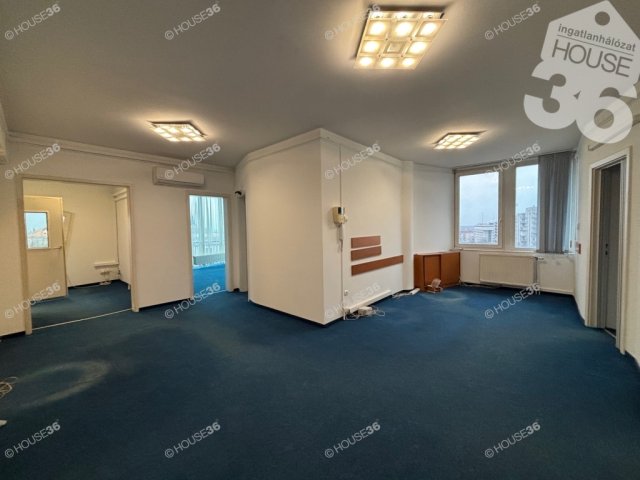 Eladó iroda, Kecskeméten 89.9 M Ft, 5 szobás