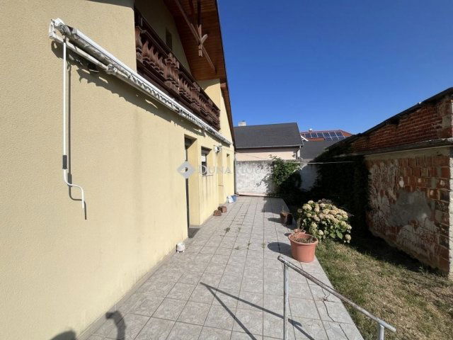 Eladó családi ház, Lukácsházán 74.99 M Ft, 4 szobás