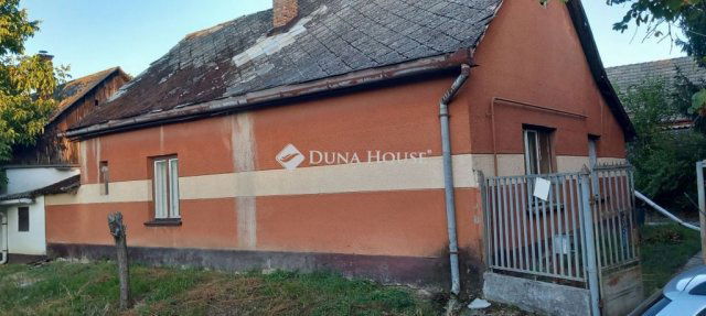 Eladó családi ház, Dunaegyházán 16 M Ft, 2 szobás