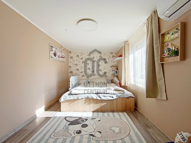 Eladó családi ház, Budapesten, XX. kerületben 150 M Ft, 8 szobás
