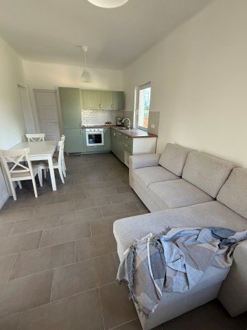 Kiadó családi ház, albérlet, Kecskeméten 338 E Ft / hó