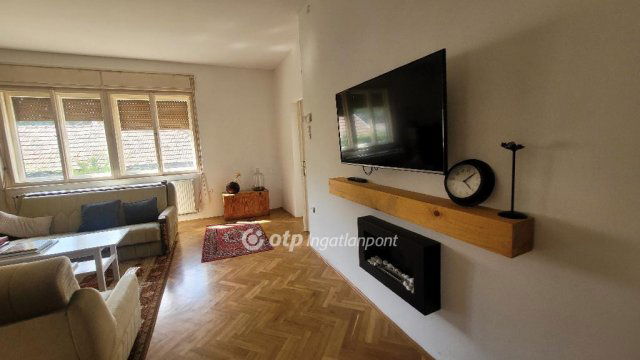 Eladó családi ház, Jászberényben 121.9 M Ft, 2 szobás