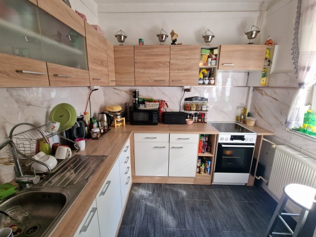 Eladó panellakás, Budapesten, XXI. kerületben 66 M Ft, 3 szobás