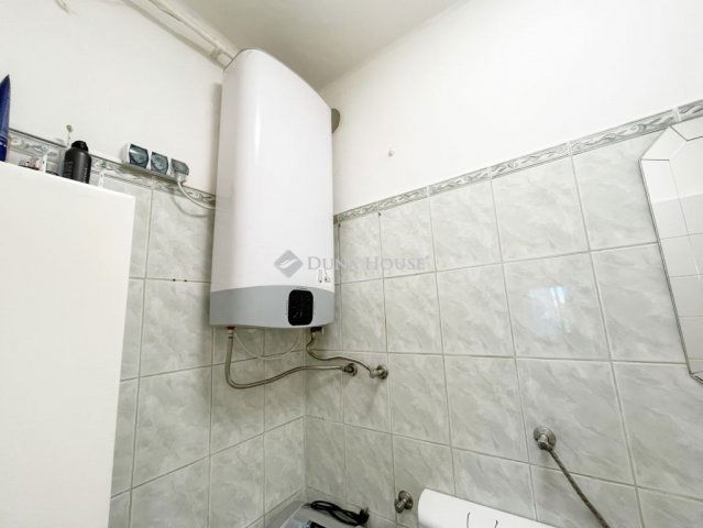 Eladó téglalakás, Szombathelyen 36.5 M Ft, 1 szobás