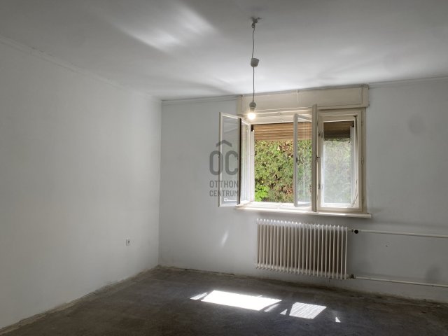 Eladó családi ház, Budapesten, III. kerületben 89.9 M Ft