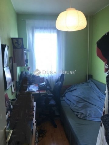 Eladó panellakás, Budapesten, XV. kerületben 67.9 M Ft