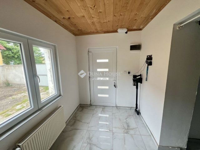 Eladó családi ház, Mohácson 48.9 M Ft, 4 szobás