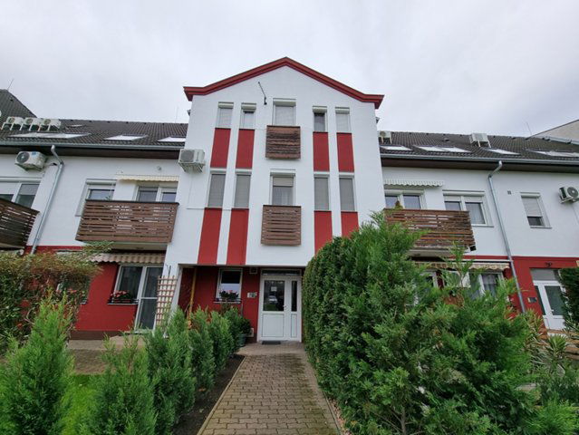 Kiadó téglalakás, albérlet, Nyíregyházán 140 E Ft / hó