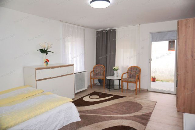 Eladó családi ház, Szanyon 52.5 M Ft, 3 szobás