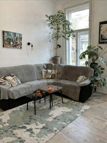 Eladó téglalakás, VII. kerületben, Péterfy Sándor utcában