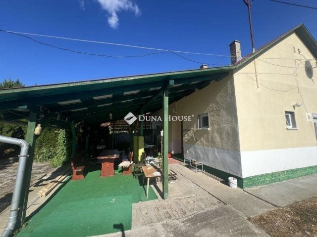 Eladó családi ház, Tiszaszigeten 45 M Ft, 2 szobás