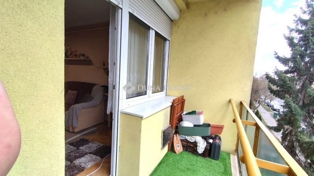 Eladó téglalakás, Szombathelyen 38.9 M Ft, 2 szobás