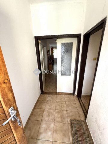 Eladó családi ház, Mosonszentmiklóson 39 M Ft, 4 szobás